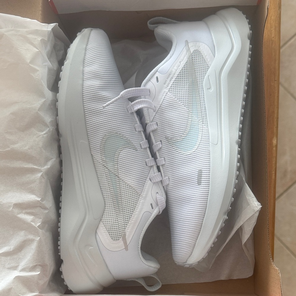 NWT Nike Downshifter 12 Shoes